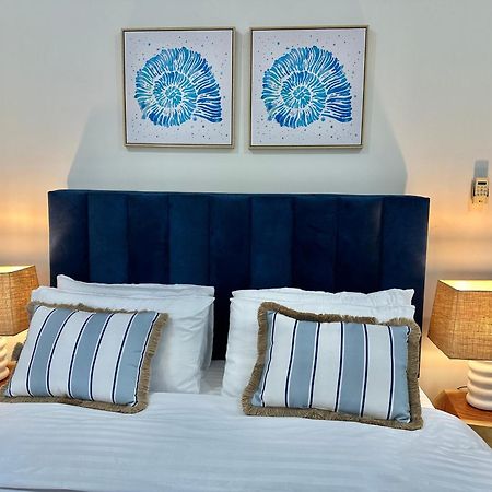 Coastalhome 75Inch Tv 5Min Drive To The City & Beach دار السلام المظهر الخارجي الصورة