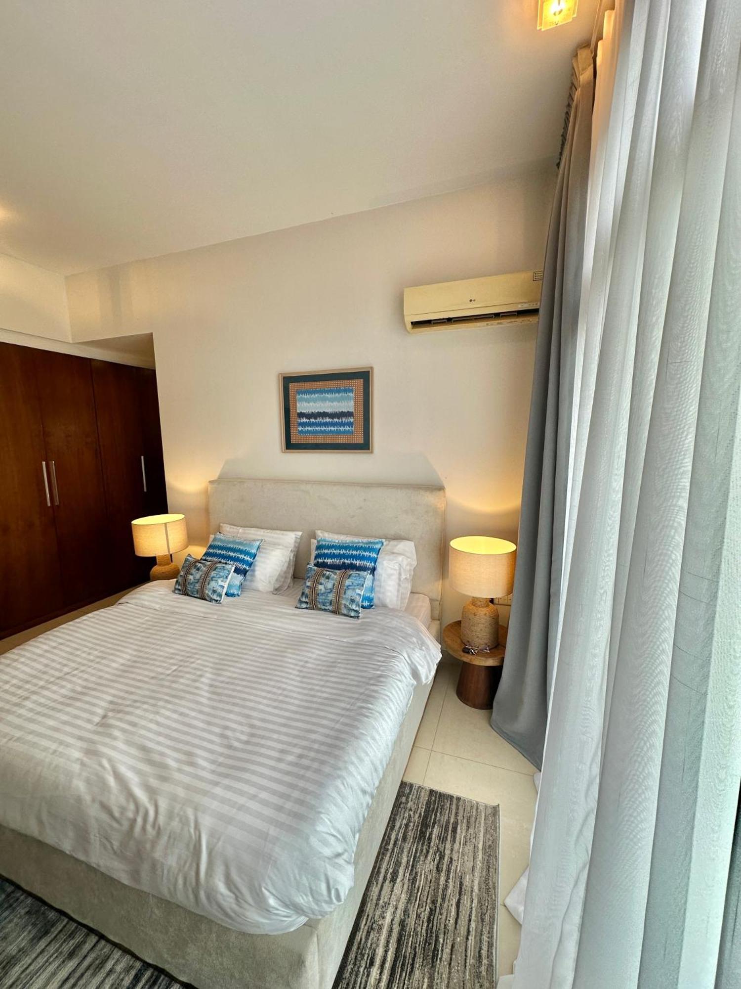Coastalhome 75Inch Tv 5Min Drive To The City & Beach دار السلام المظهر الخارجي الصورة