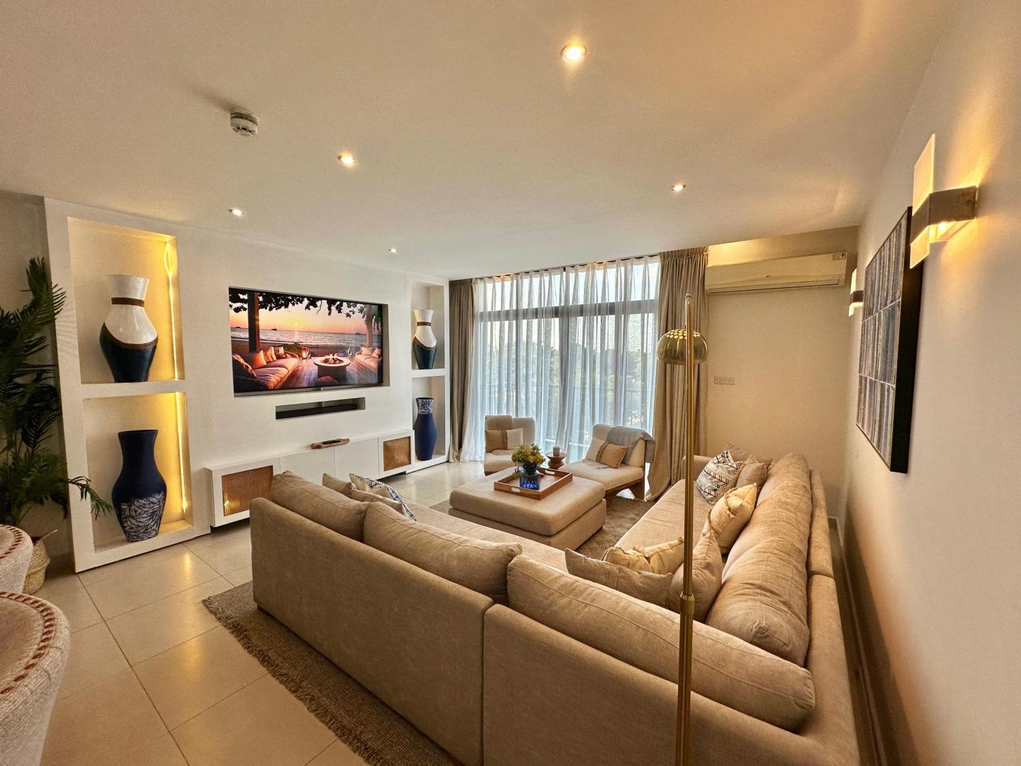 Coastalhome 75Inch Tv 5Min Drive To The City & Beach دار السلام المظهر الخارجي الصورة