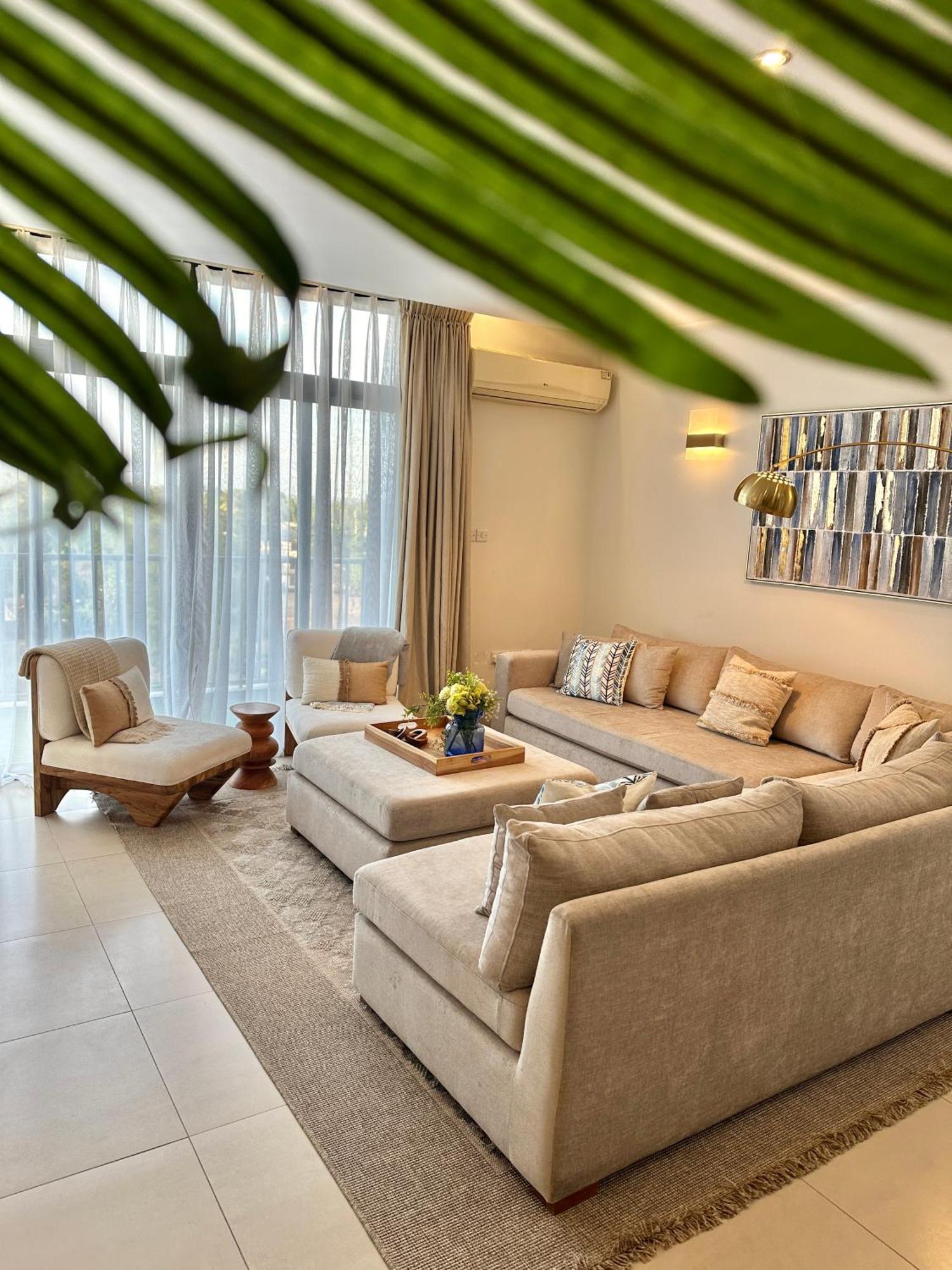Coastalhome 75Inch Tv 5Min Drive To The City & Beach دار السلام المظهر الخارجي الصورة