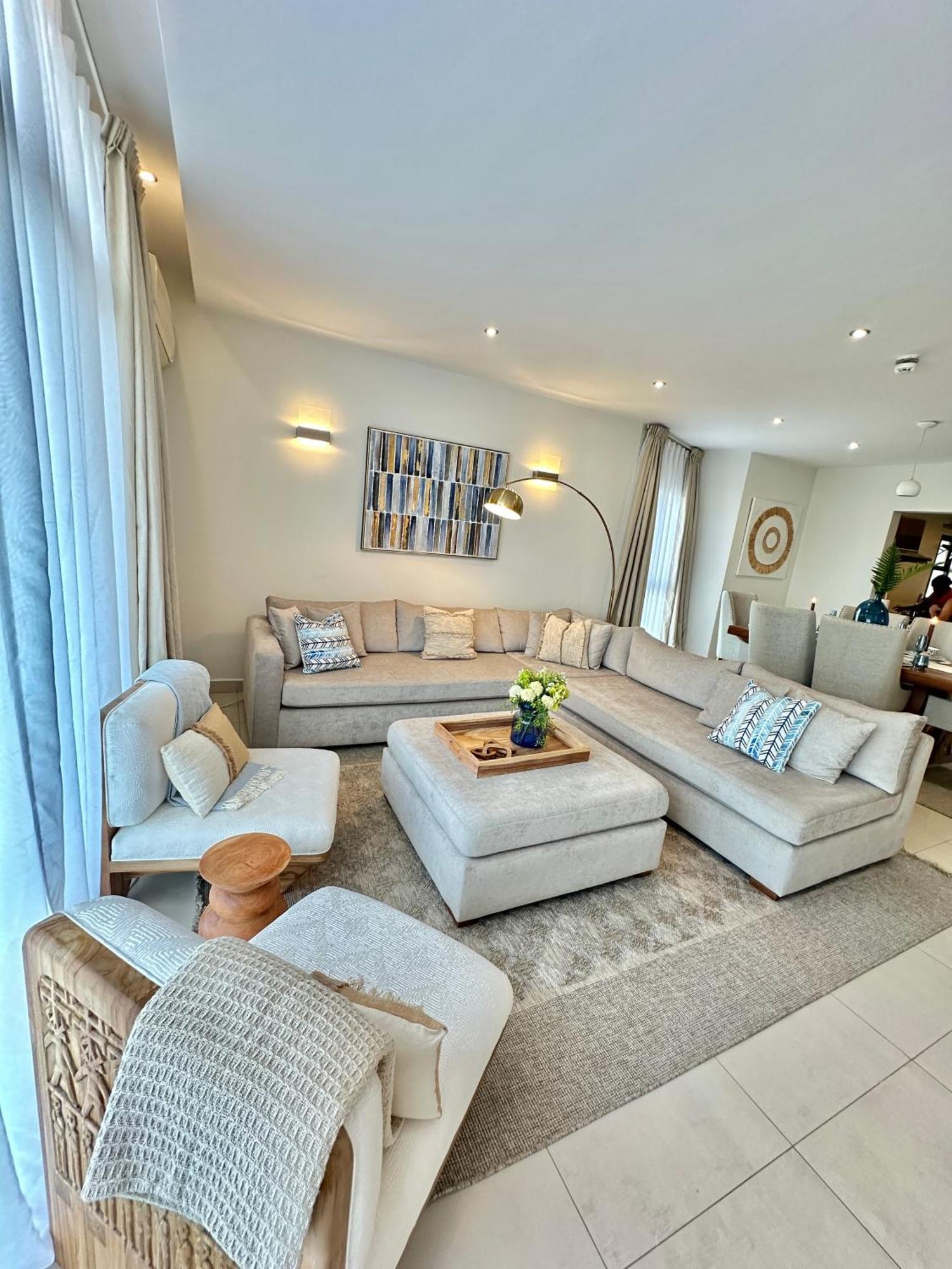 Coastalhome 75Inch Tv 5Min Drive To The City & Beach دار السلام المظهر الخارجي الصورة