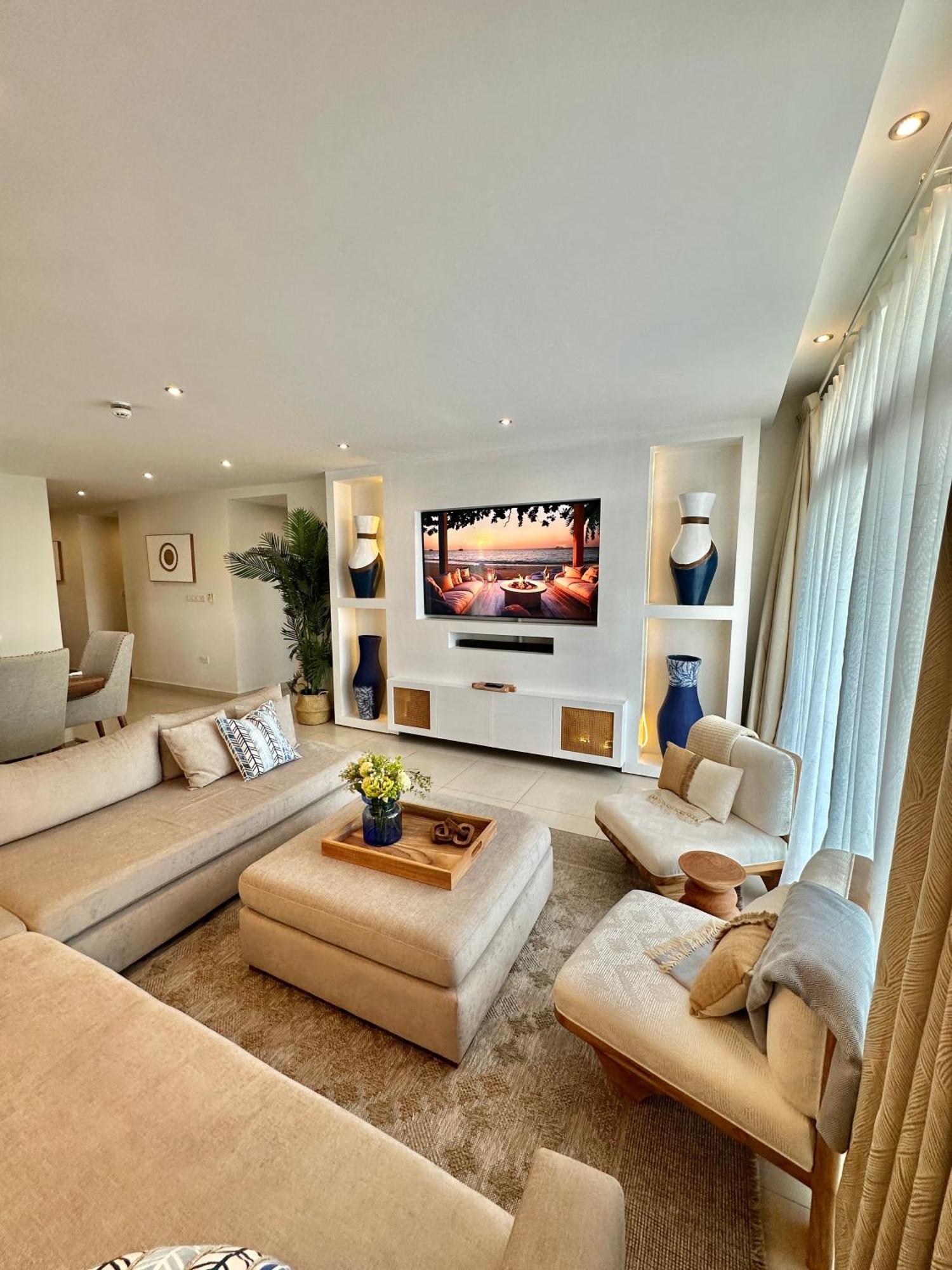 Coastalhome 75Inch Tv 5Min Drive To The City & Beach دار السلام المظهر الخارجي الصورة
