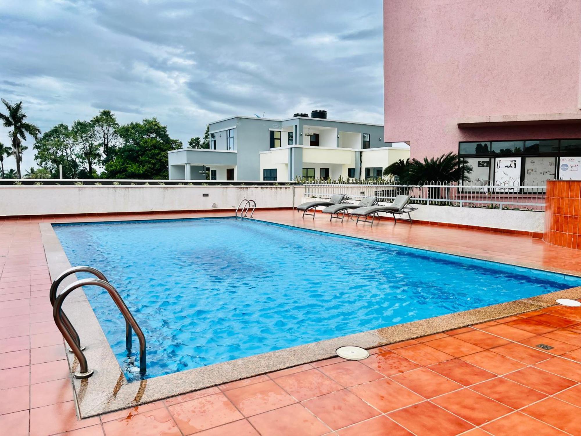 Coastalhome 75Inch Tv 5Min Drive To The City & Beach دار السلام المظهر الخارجي الصورة
