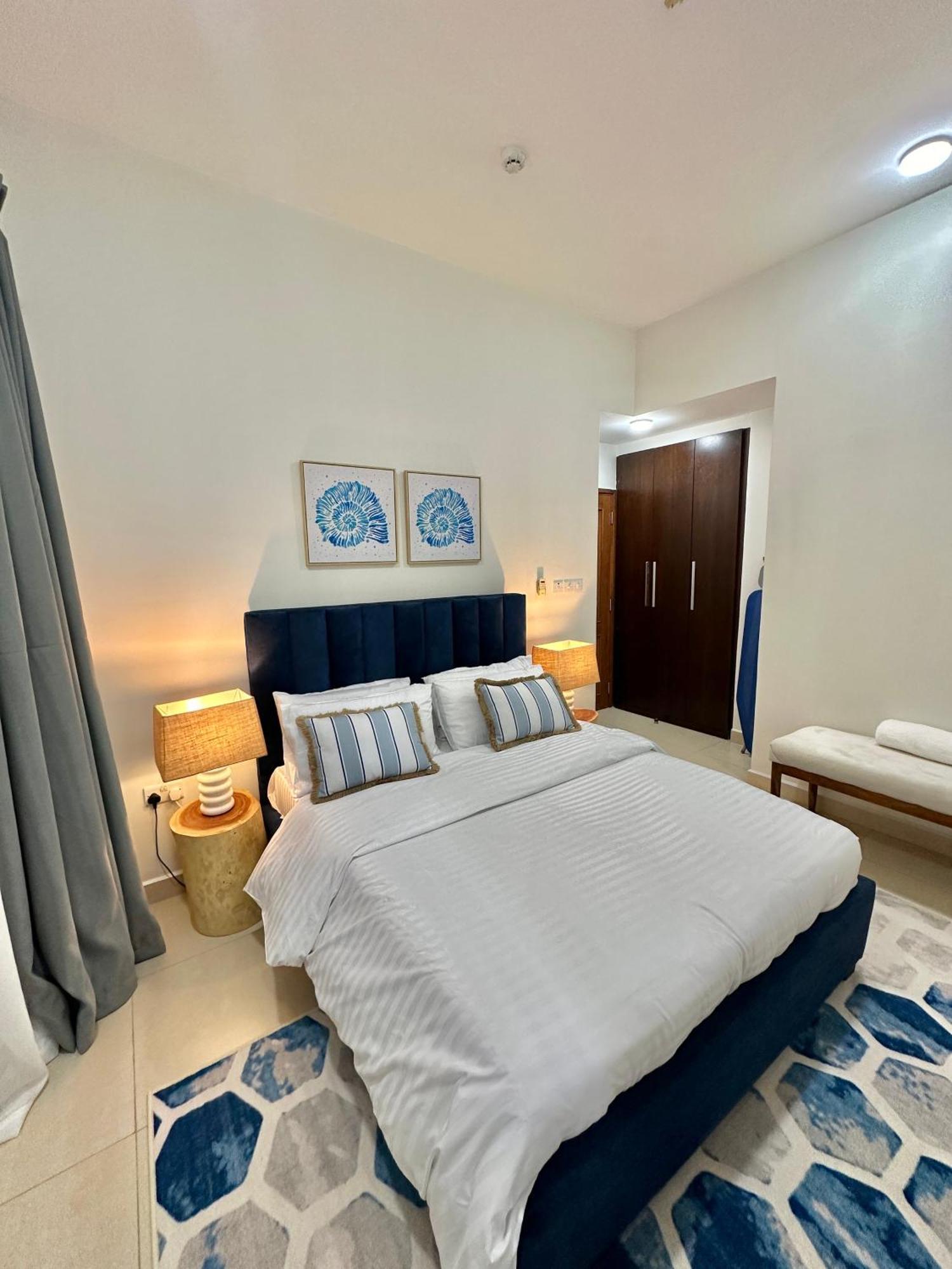 Coastalhome 75Inch Tv 5Min Drive To The City & Beach دار السلام المظهر الخارجي الصورة