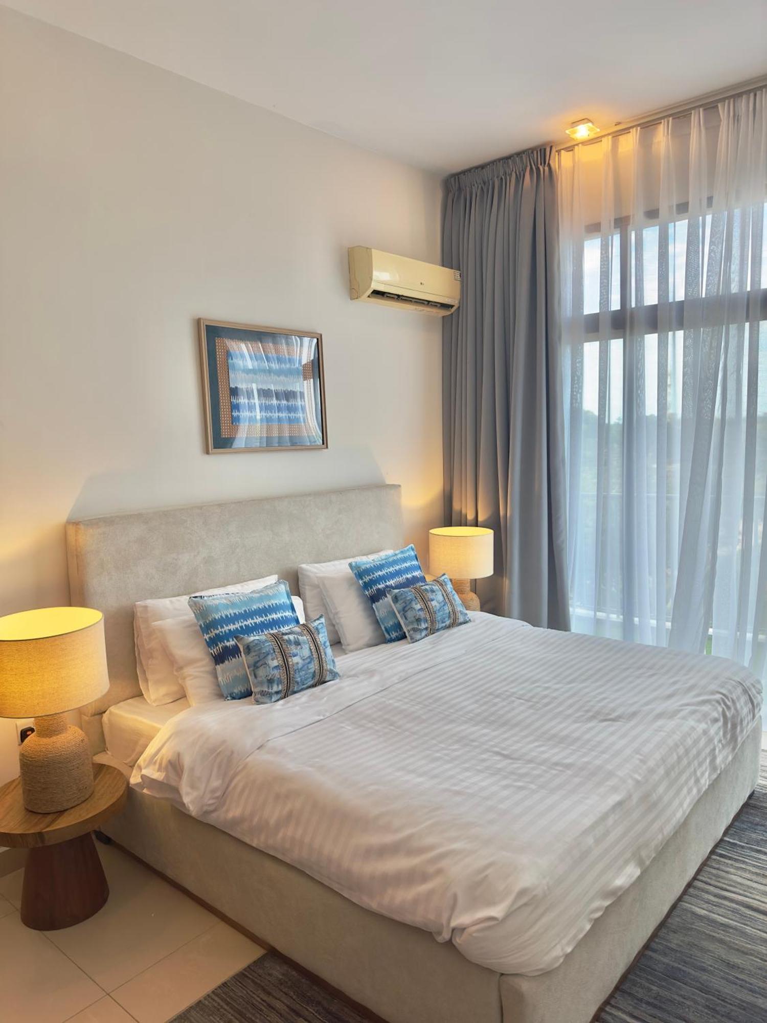 Coastalhome 75Inch Tv 5Min Drive To The City & Beach دار السلام المظهر الخارجي الصورة