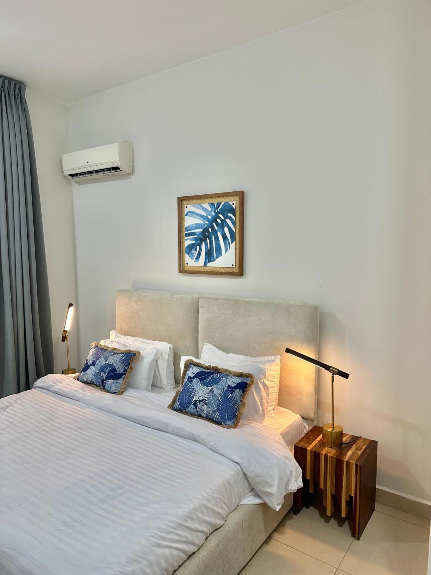 Coastalhome 75Inch Tv 5Min Drive To The City & Beach دار السلام المظهر الخارجي الصورة